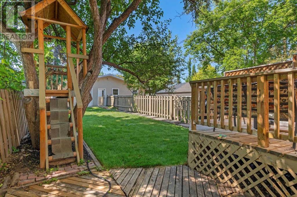 Multi-family House for Sale in   Avenue NW Mount Pleasant Calgary 