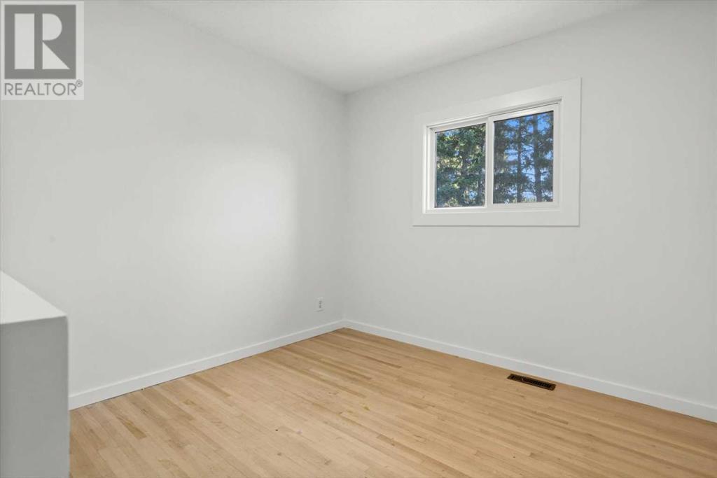 Multi-family House for Sale in   Avenue NW Mount Pleasant Calgary 