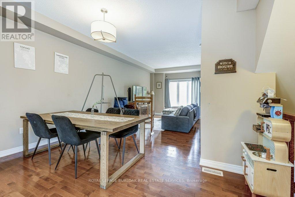 Photo 25 of 13 4165 Upper Middle Road, Burlington ON