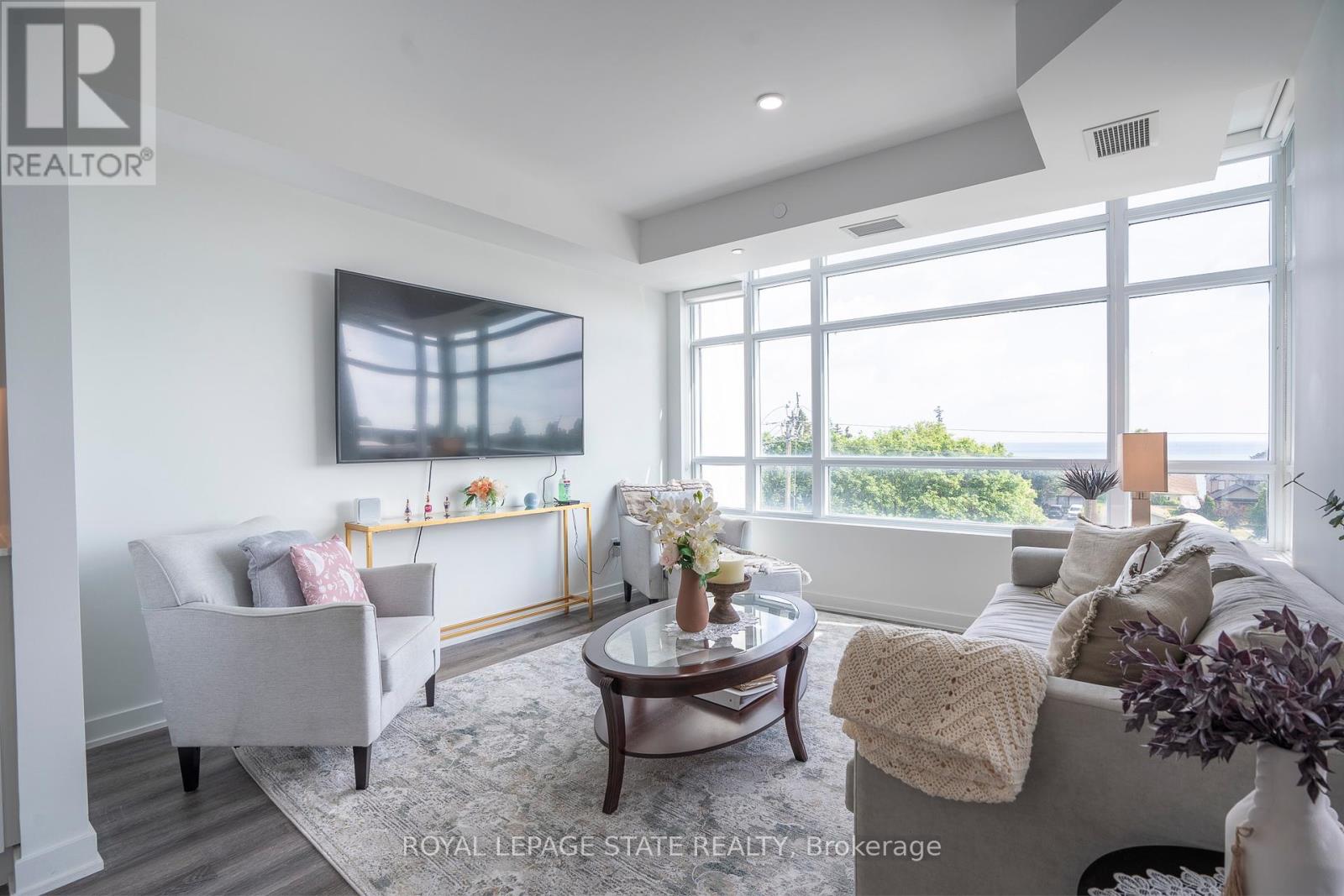 Photo 14 of 418 600 North Service Road, Hamilton ON