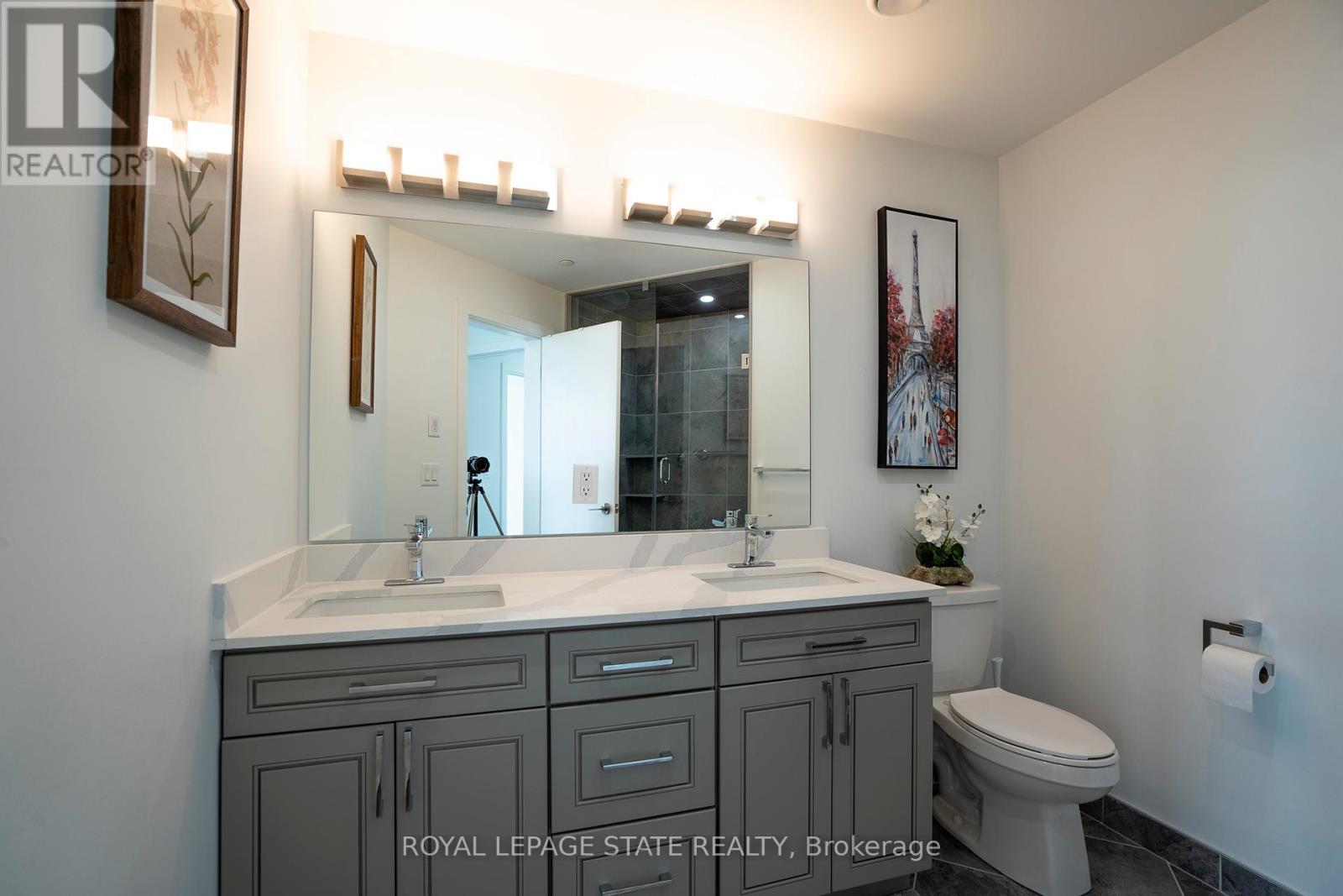 Photo 28 of 418 600 North Service Road, Hamilton ON