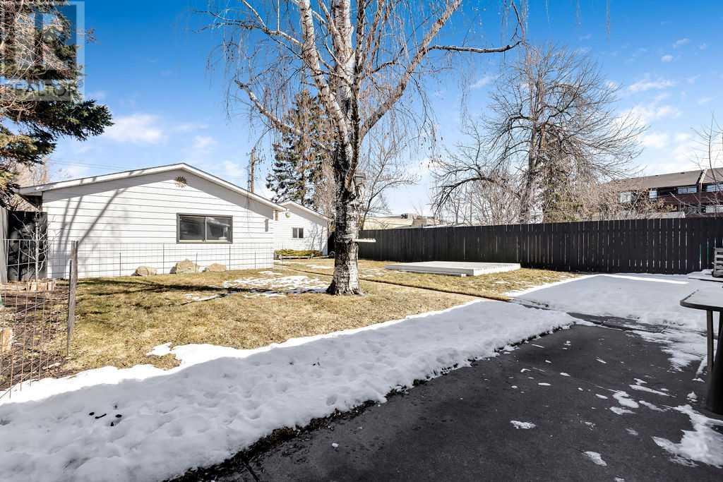 Single Family House Bungalow for Sale in   Avenue SE Acadia Calgary 