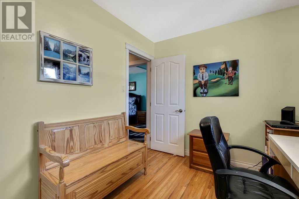 Single Family House Bungalow for Sale in   Avenue SE Acadia Calgary 
