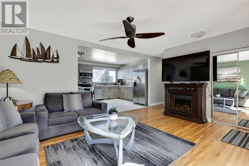Single Family House Bungalow for Sale in   Avenue SE Acadia Calgary 