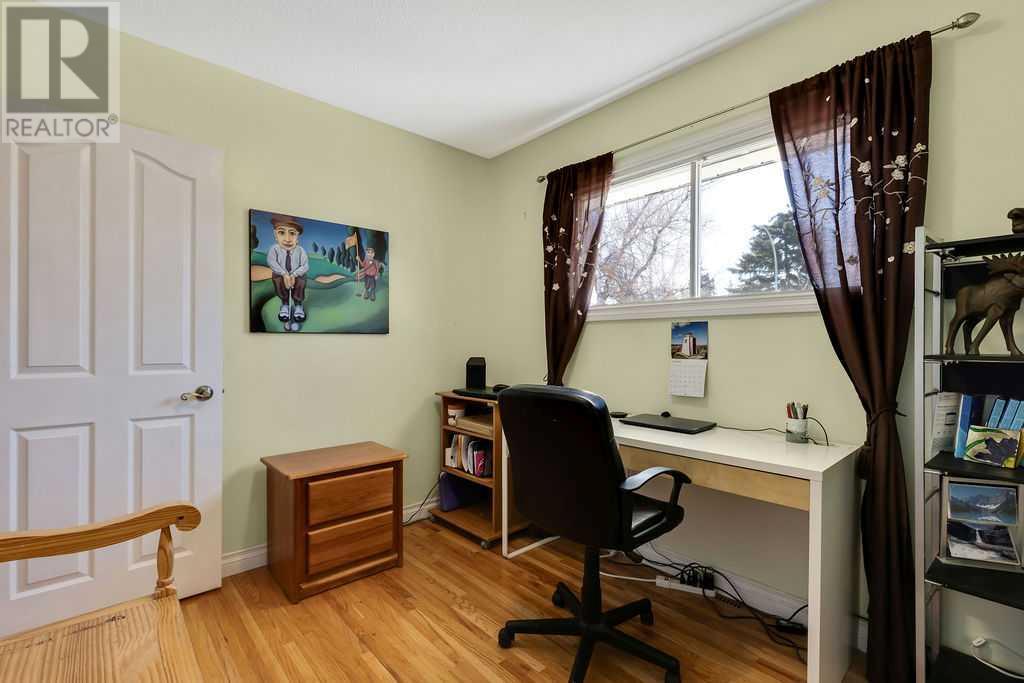 Single Family House Bungalow for Sale in   Avenue SE Acadia Calgary 