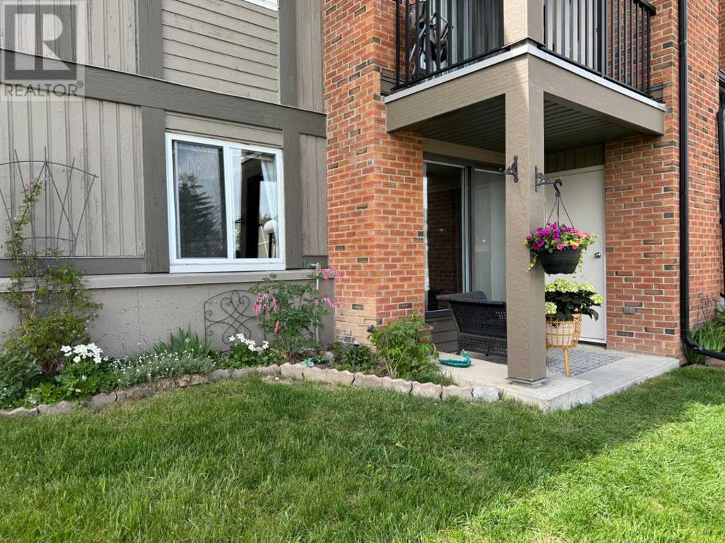 Single Family House for Sale in   Coach Hill Road SW Coach Hill Calgary 