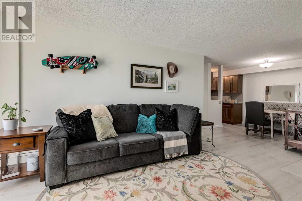 Single Family House for Sale in   Coach Hill Road SW Coach Hill Calgary 