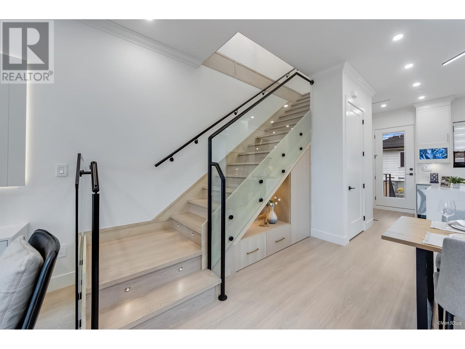 Photo 6 of 1347 E 64th Avenue, Vancouver BC