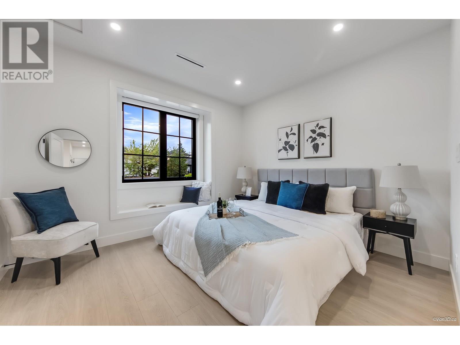 Photo 7 of 1347 E 64th Avenue, Vancouver BC