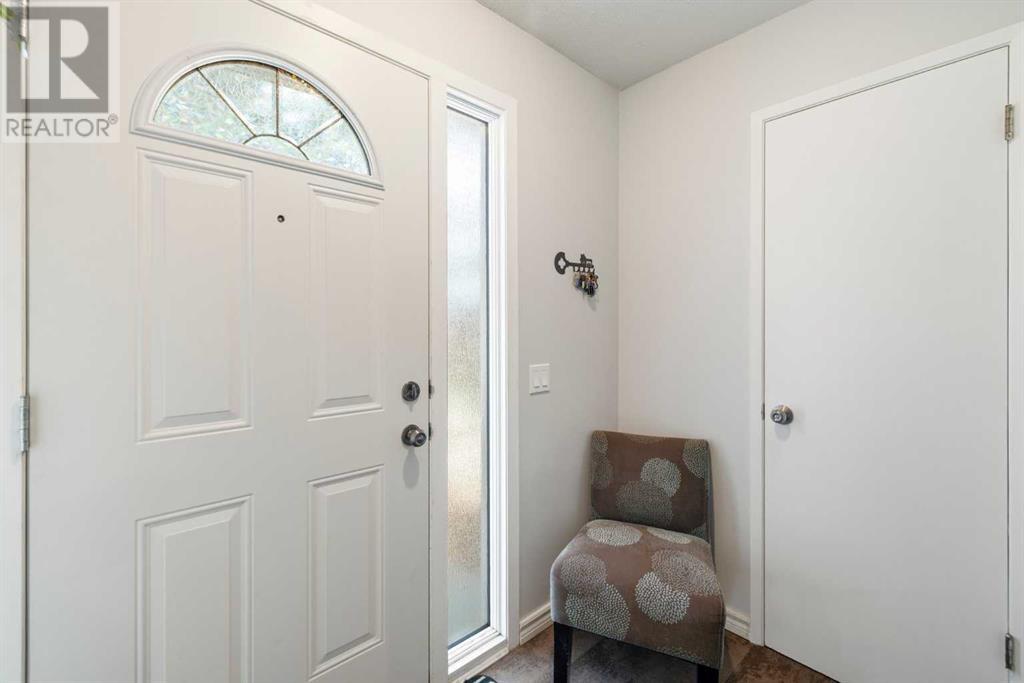 Single Family House for Sale in   Palliser Drive SW Oakridge Calgary 
