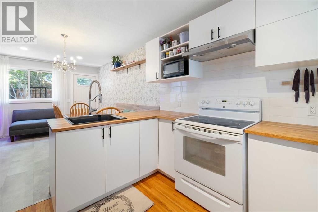 Single Family House for Sale in   Palliser Drive SW Oakridge Calgary 