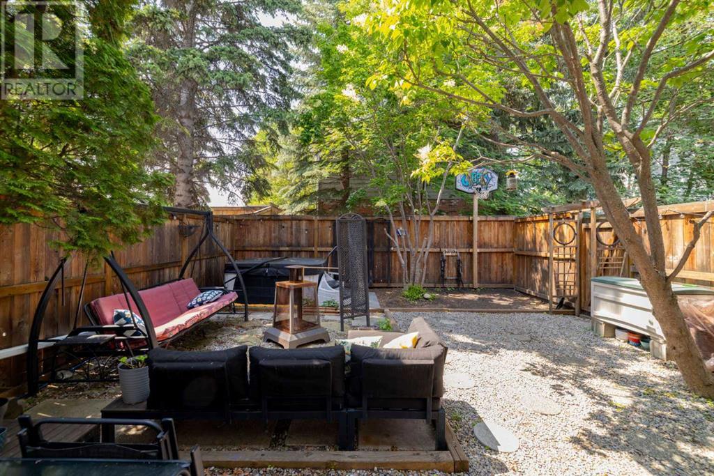 Single Family House for Sale in   Palliser Drive SW Oakridge Calgary 