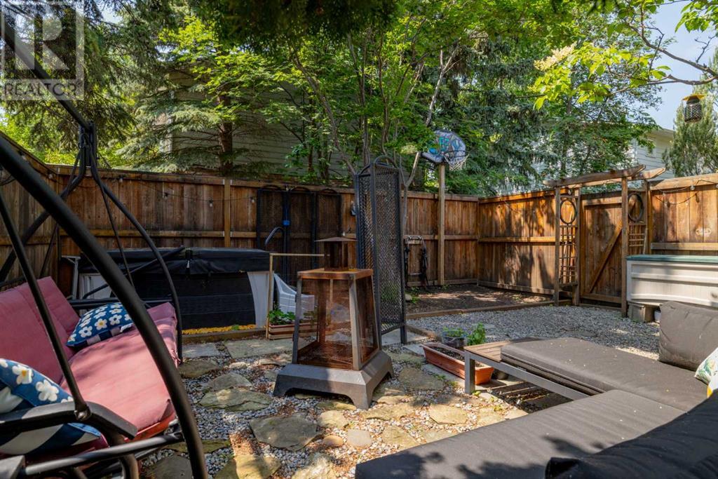 Single Family House for Sale in   Palliser Drive SW Oakridge Calgary 