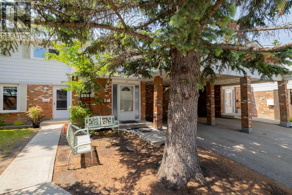 Single Family House for Sale in   Palliser Drive SW Oakridge Calgary 