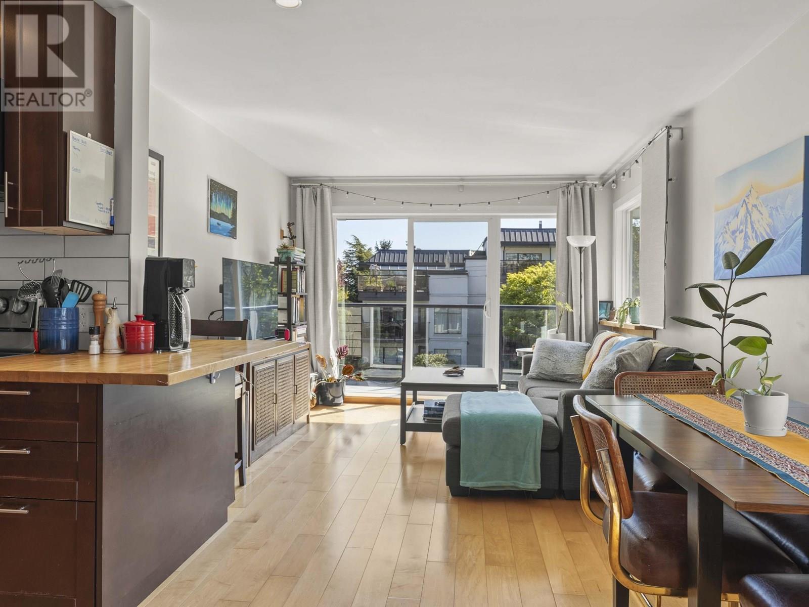 Photo 19 of 12 2223 Prince Edward Street, Vancouver BC