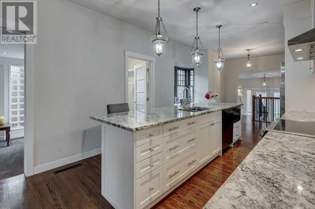 Single Family House for Sale in   Street SW Elbow Park Calgary 