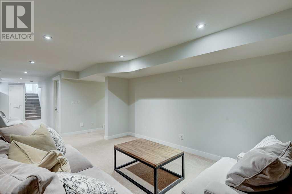 Single Family House for Sale in   Street SW Elbow Park Calgary 