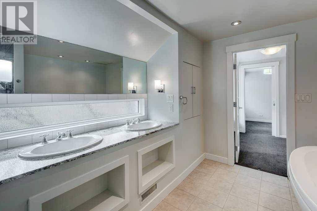 Single Family House for Sale in   Street SW Elbow Park Calgary 