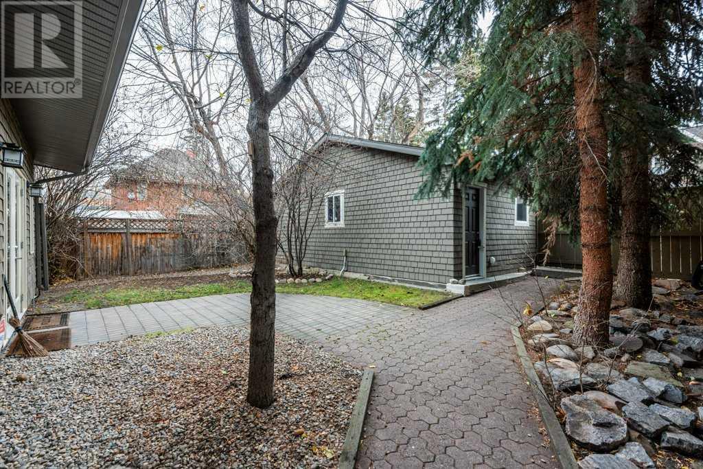 Single Family House for Sale in   Street SW Elbow Park Calgary 