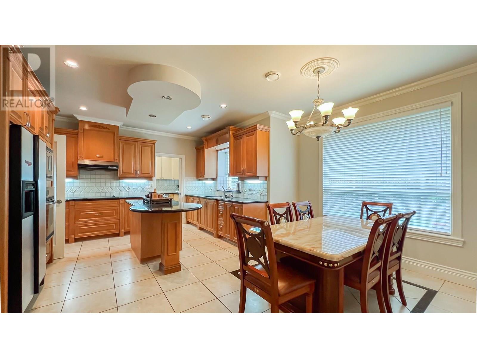 Photo 17 of 6571 Chatsworth Road, Richmond BC