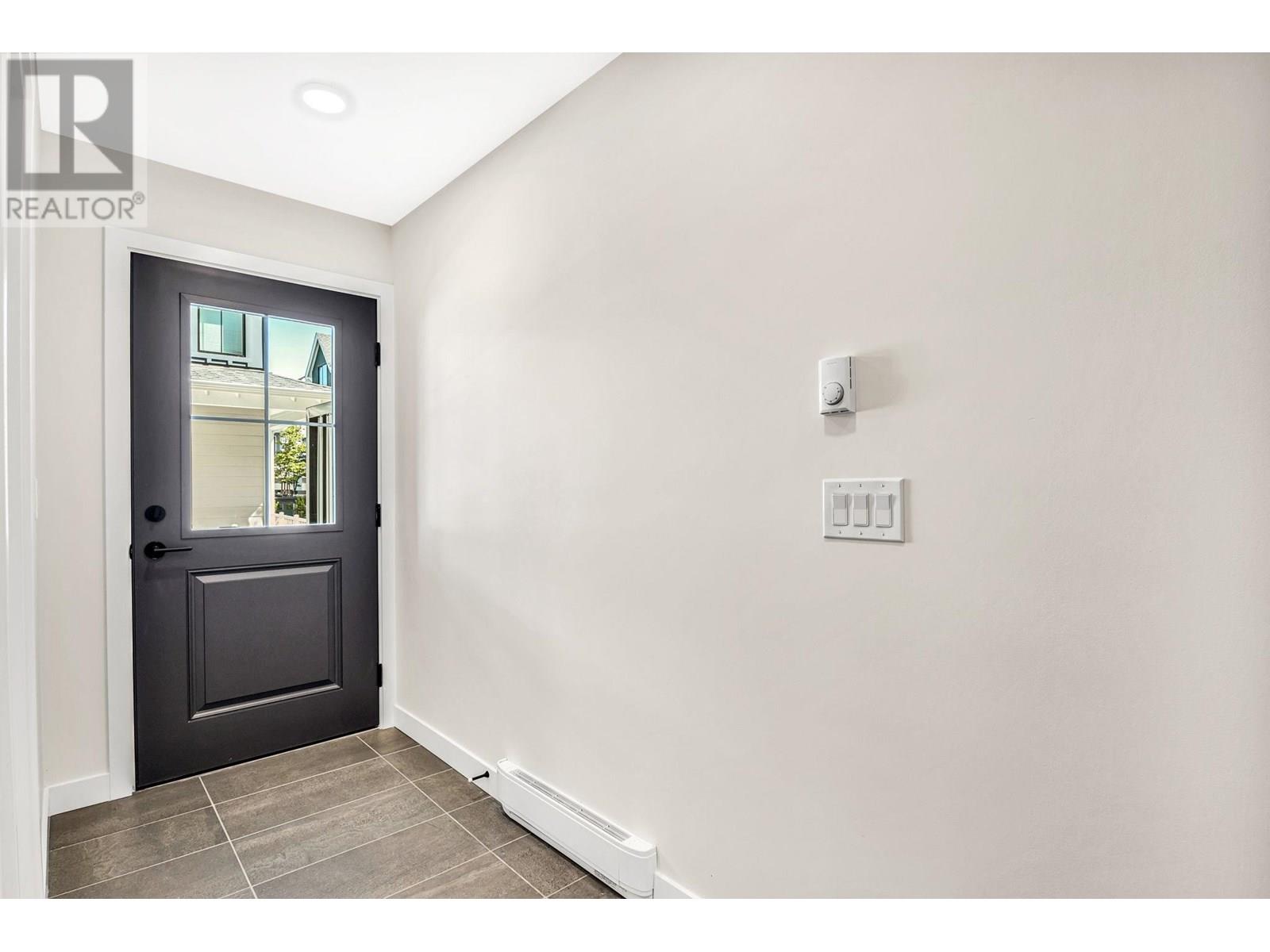 Photo 8 of 59 488 Furness Street, New Westminster BC