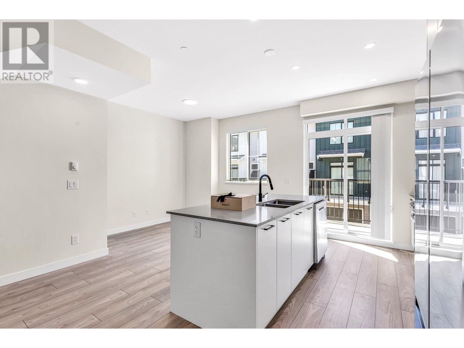 Photo 13 of 59 488 Furness Street, New Westminster BC