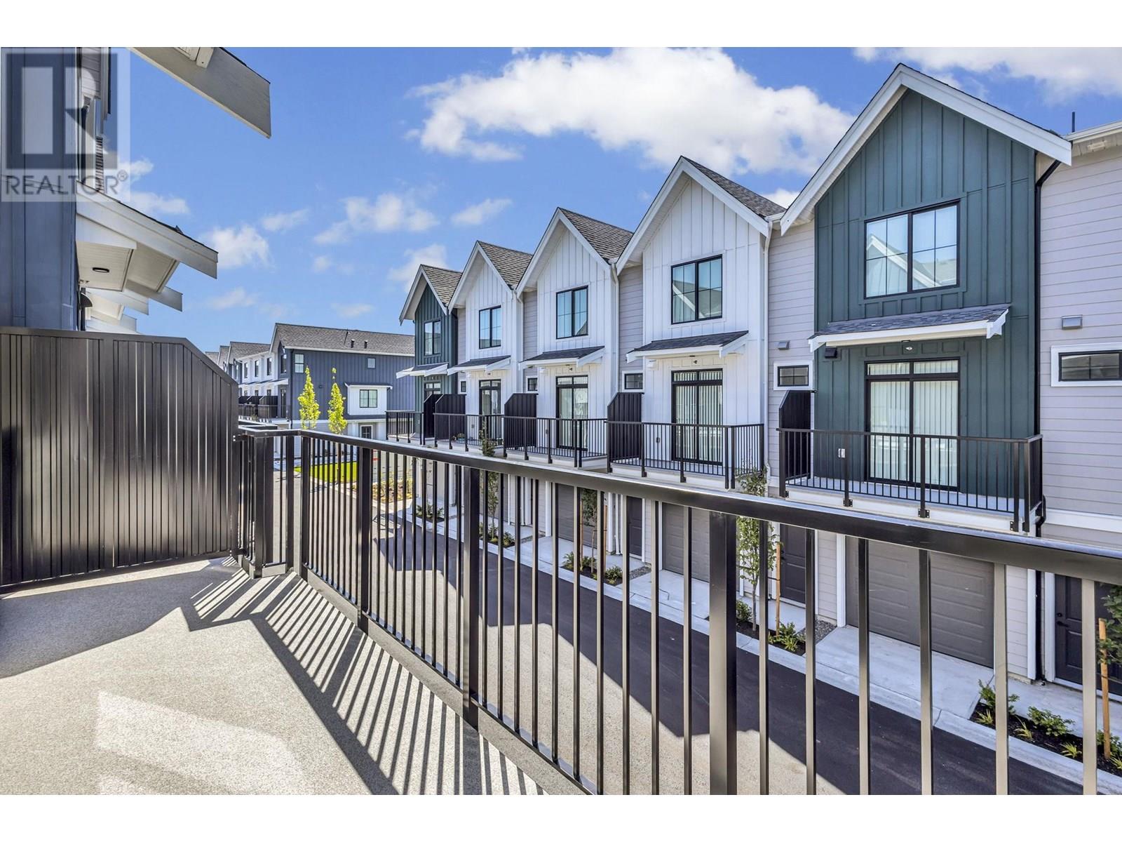 Photo 22 of 59 488 Furness Street, New Westminster BC