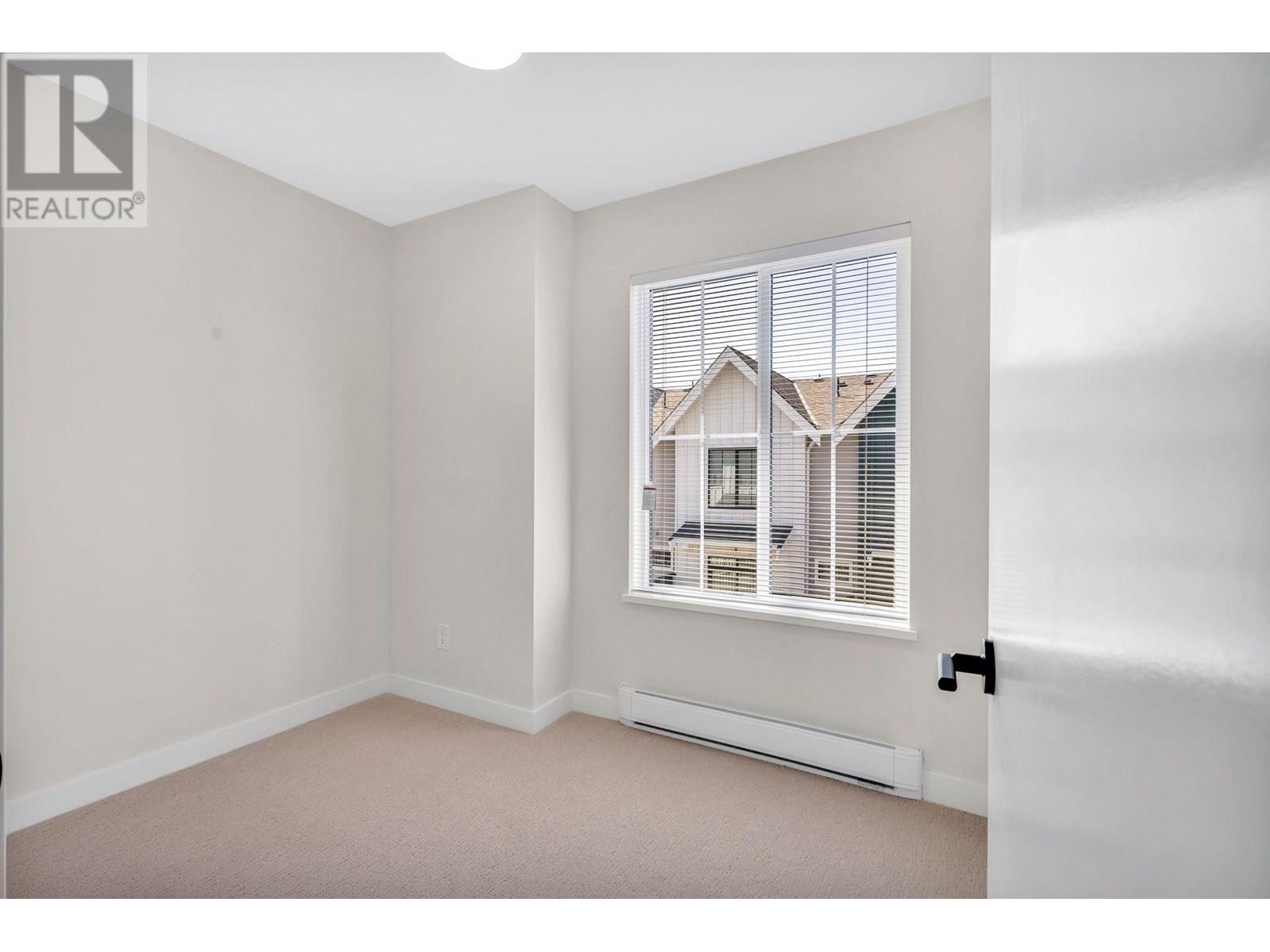 Photo 32 of 59 488 Furness Street, New Westminster BC
