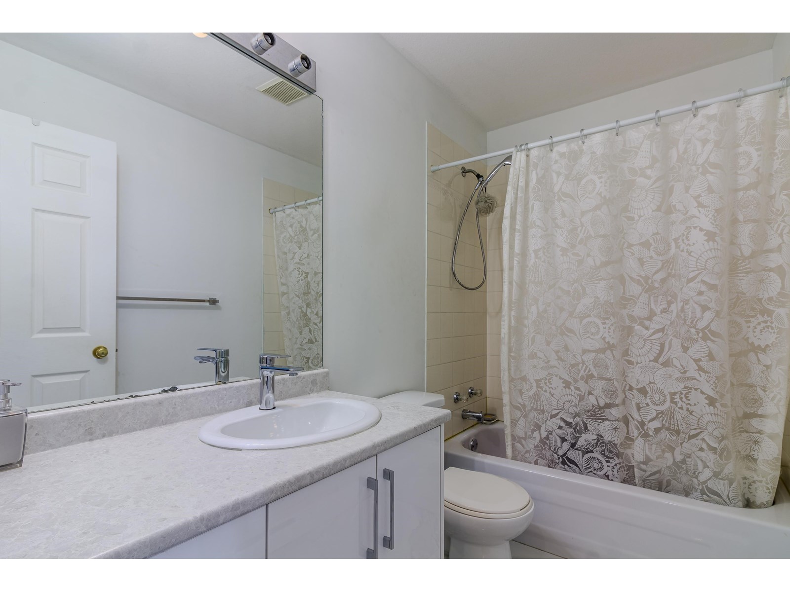 Photo 24 of 6 3070 Townline Road, Abbotsford BC