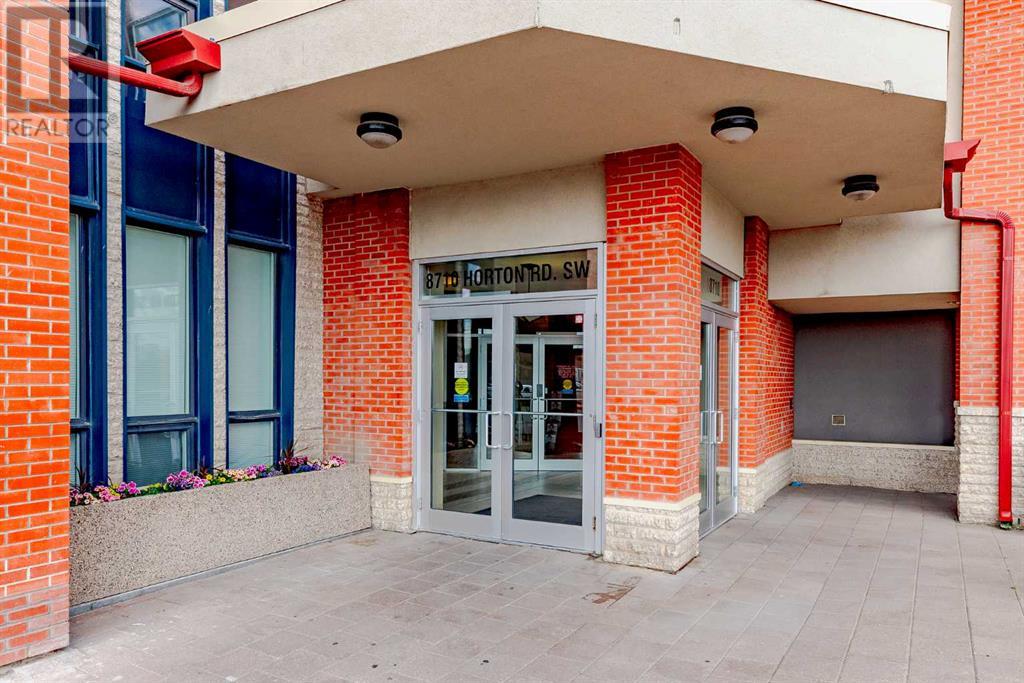 Single Family House for Sale in   Horton Road SW Haysboro Calgary 