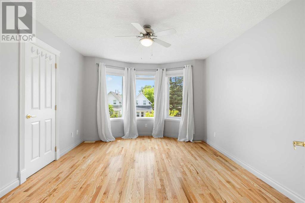 Single Family House for Sale in   Street SW Glenbrook Calgary 