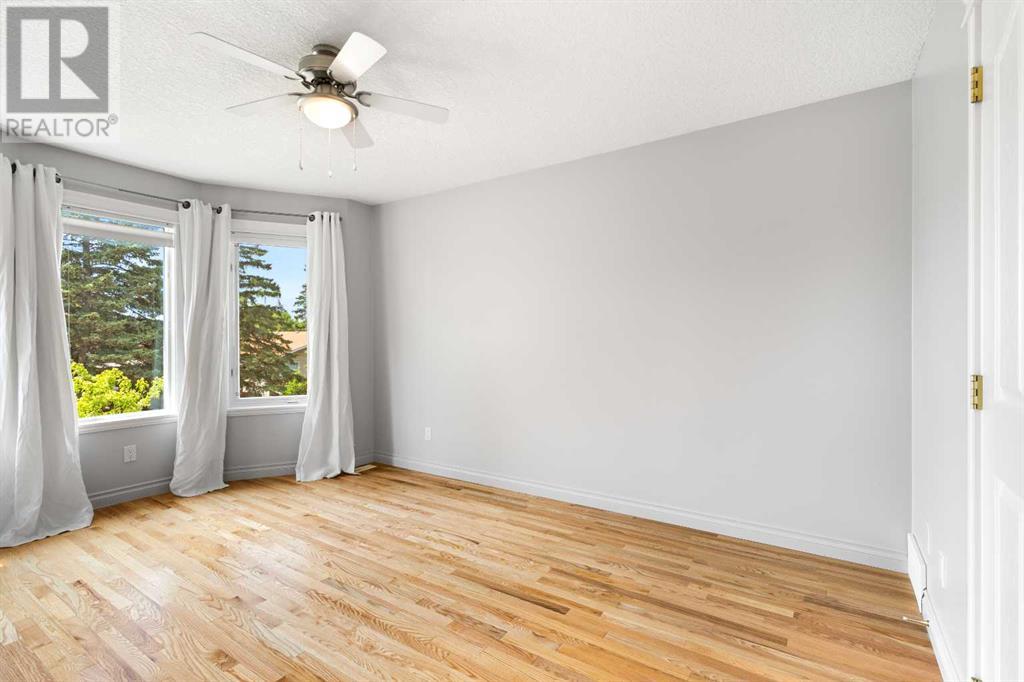 Single Family House for Sale in   Street SW Glenbrook Calgary 