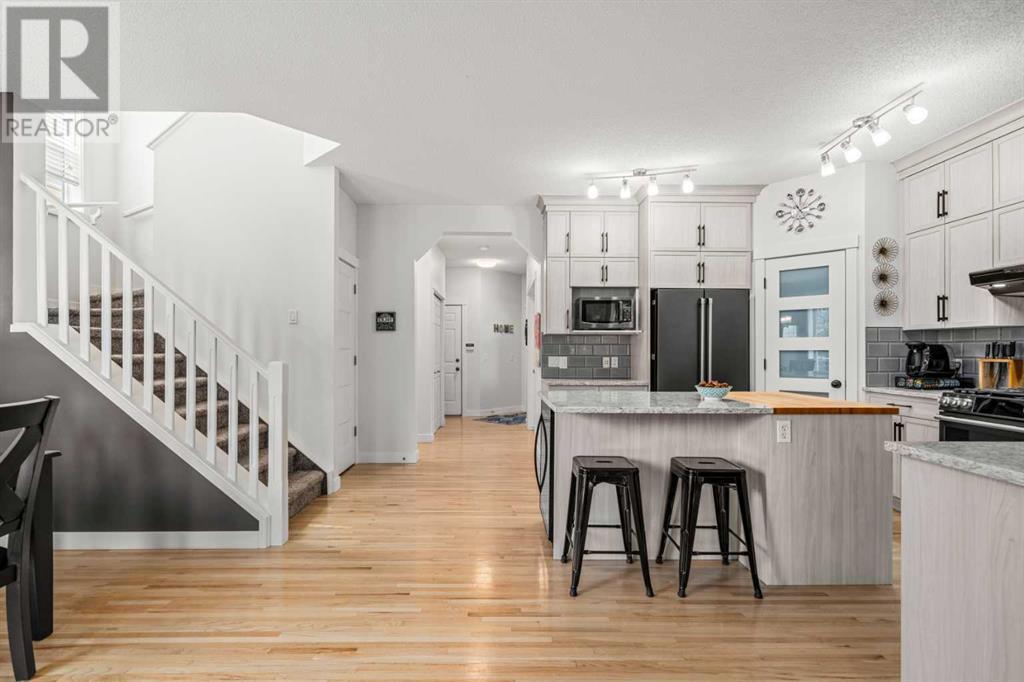 Single Family House for Sale in  Tuscany Ravine Terrace NW Tuscany Calgary 