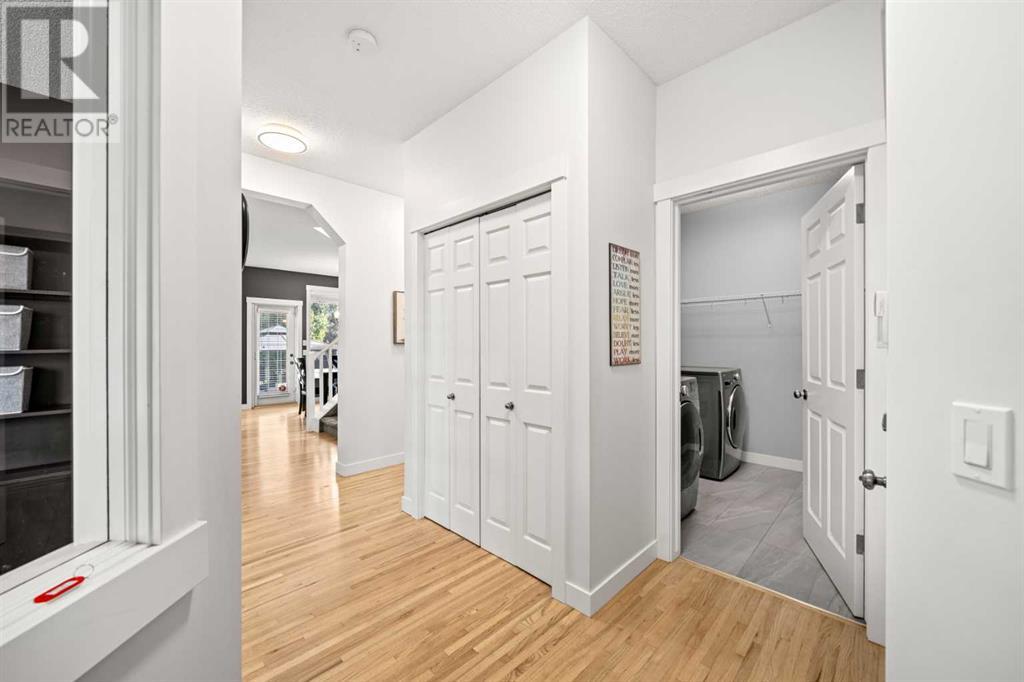 Single Family House for Sale in  Tuscany Ravine Terrace NW Tuscany Calgary 