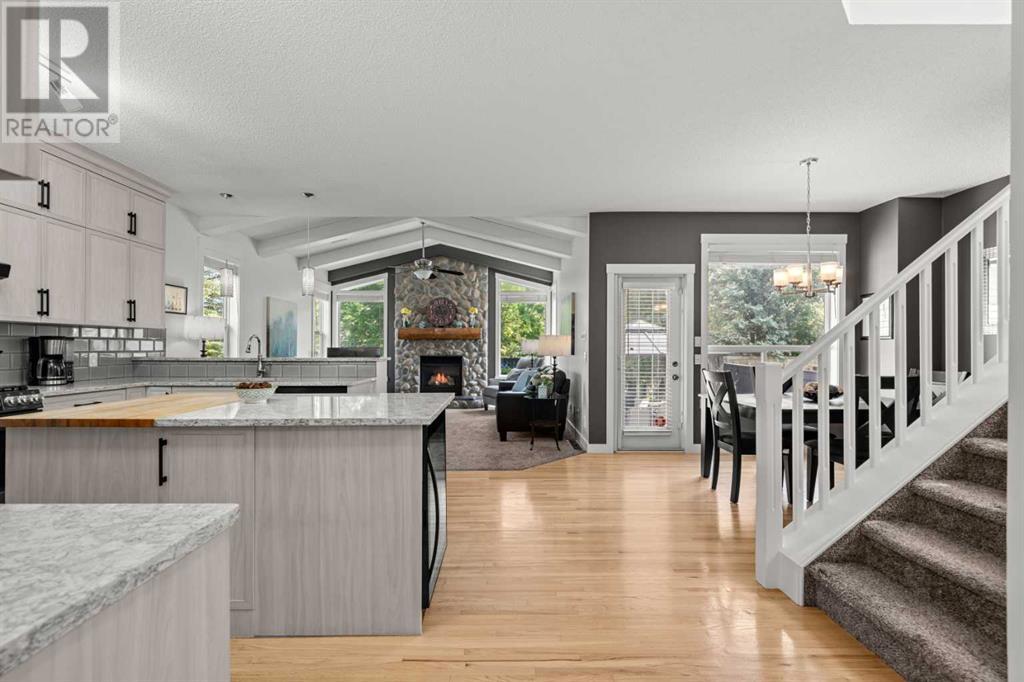 Single Family House for Sale in  Tuscany Ravine Terrace NW Tuscany Calgary 