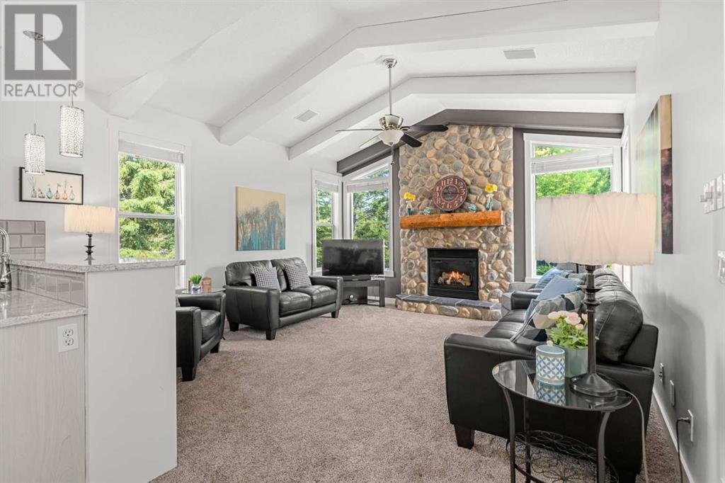 Single Family House for Sale in  Tuscany Ravine Terrace NW Tuscany Calgary 