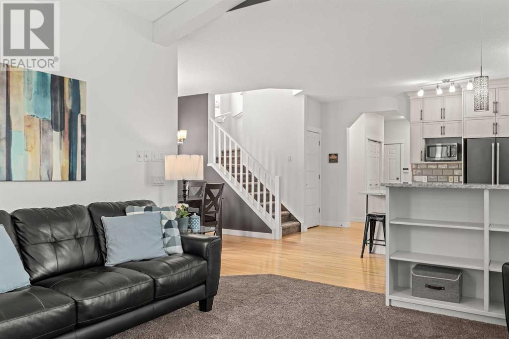 Single Family House for Sale in  Tuscany Ravine Terrace NW Tuscany Calgary 
