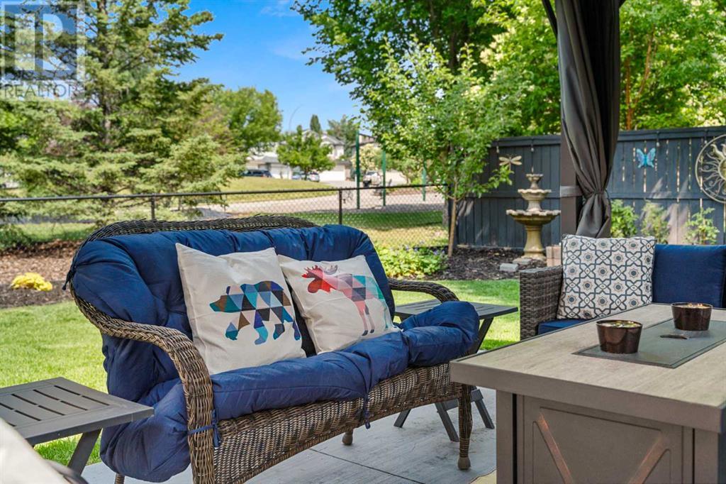 Single Family House for Sale in  Tuscany Ravine Terrace NW Tuscany Calgary 
