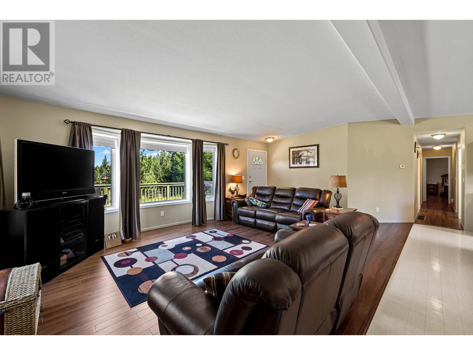 116 COLDWATER Road, Merritt