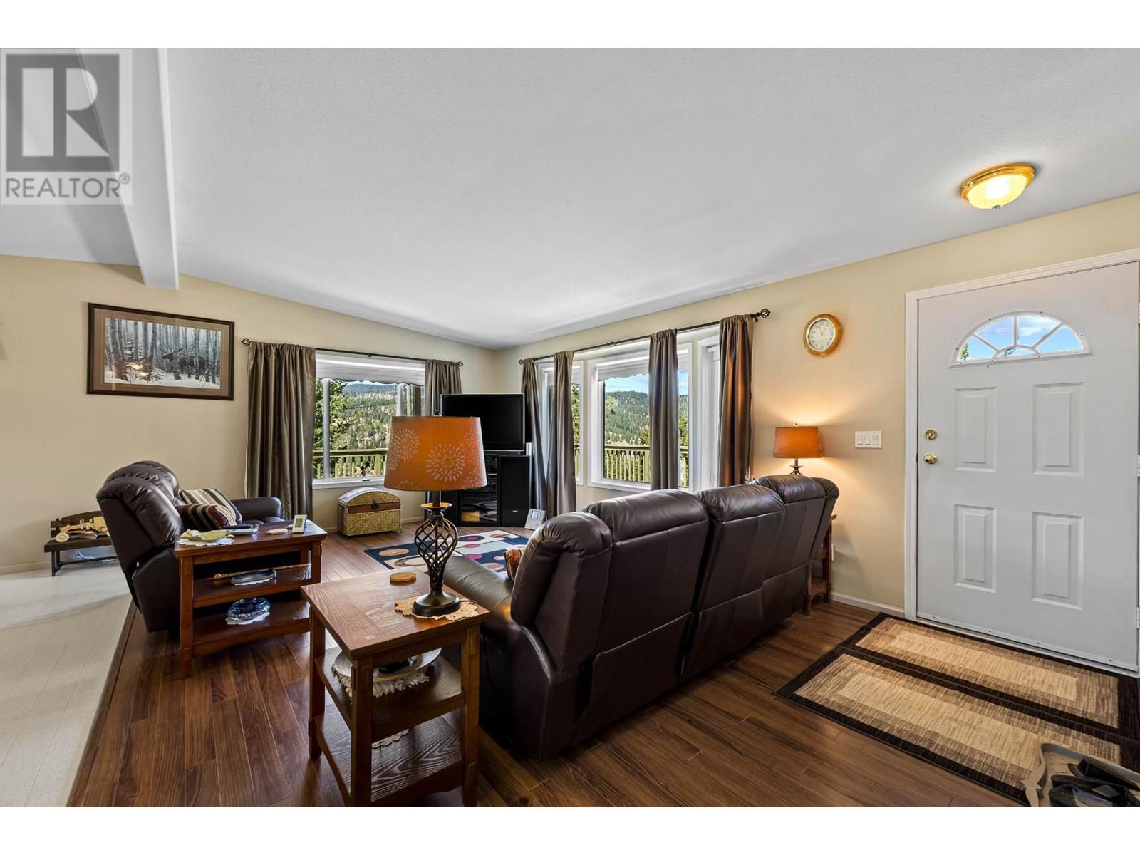 116 COLDWATER Road, Merritt