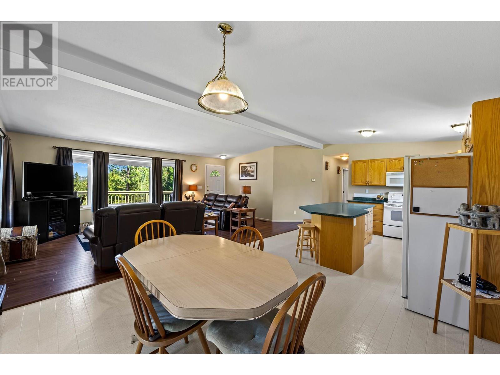 116 COLDWATER Road, Merritt