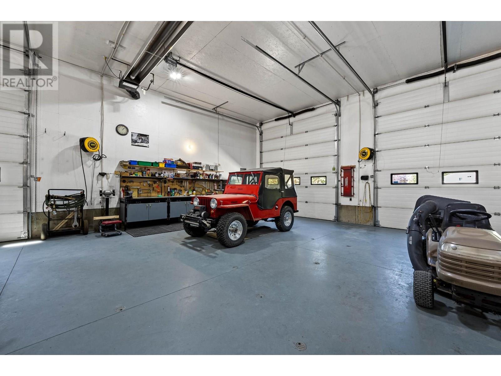 116 COLDWATER Road, Merritt