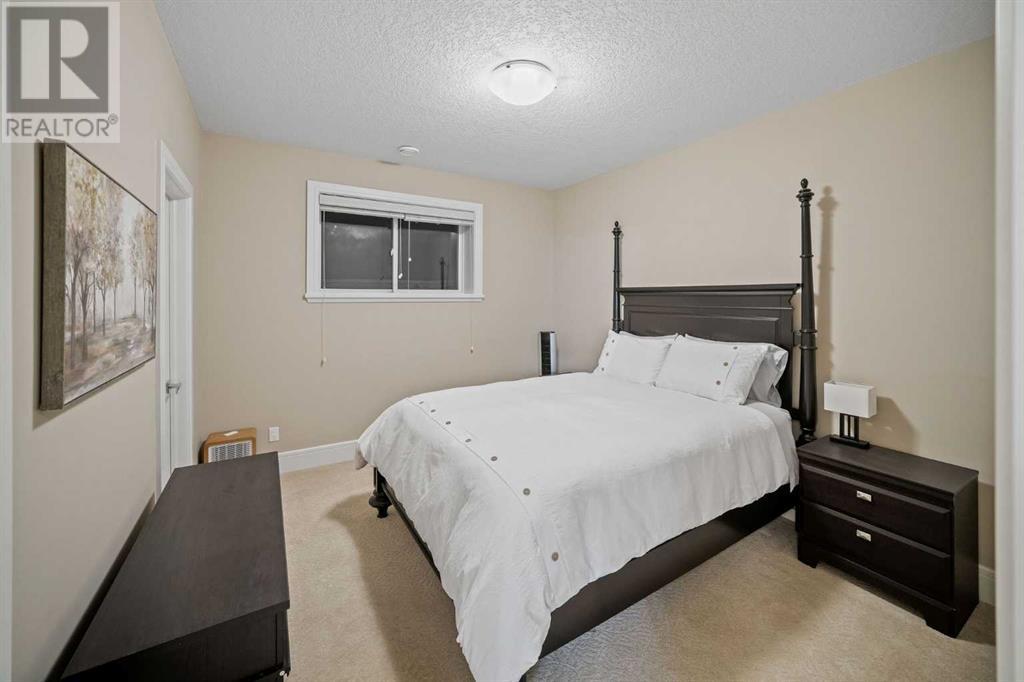Single Family House for Sale in  Westland Manor SW West Springs Calgary 