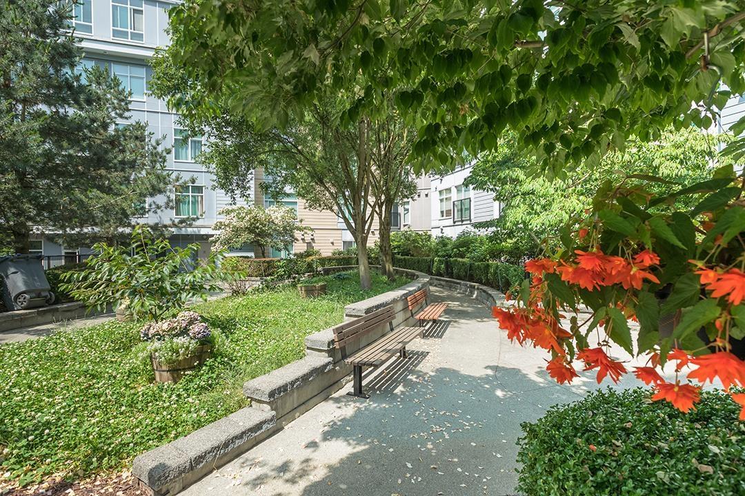 Photo 15 of 521 13728 108 Avenue, Surrey BC