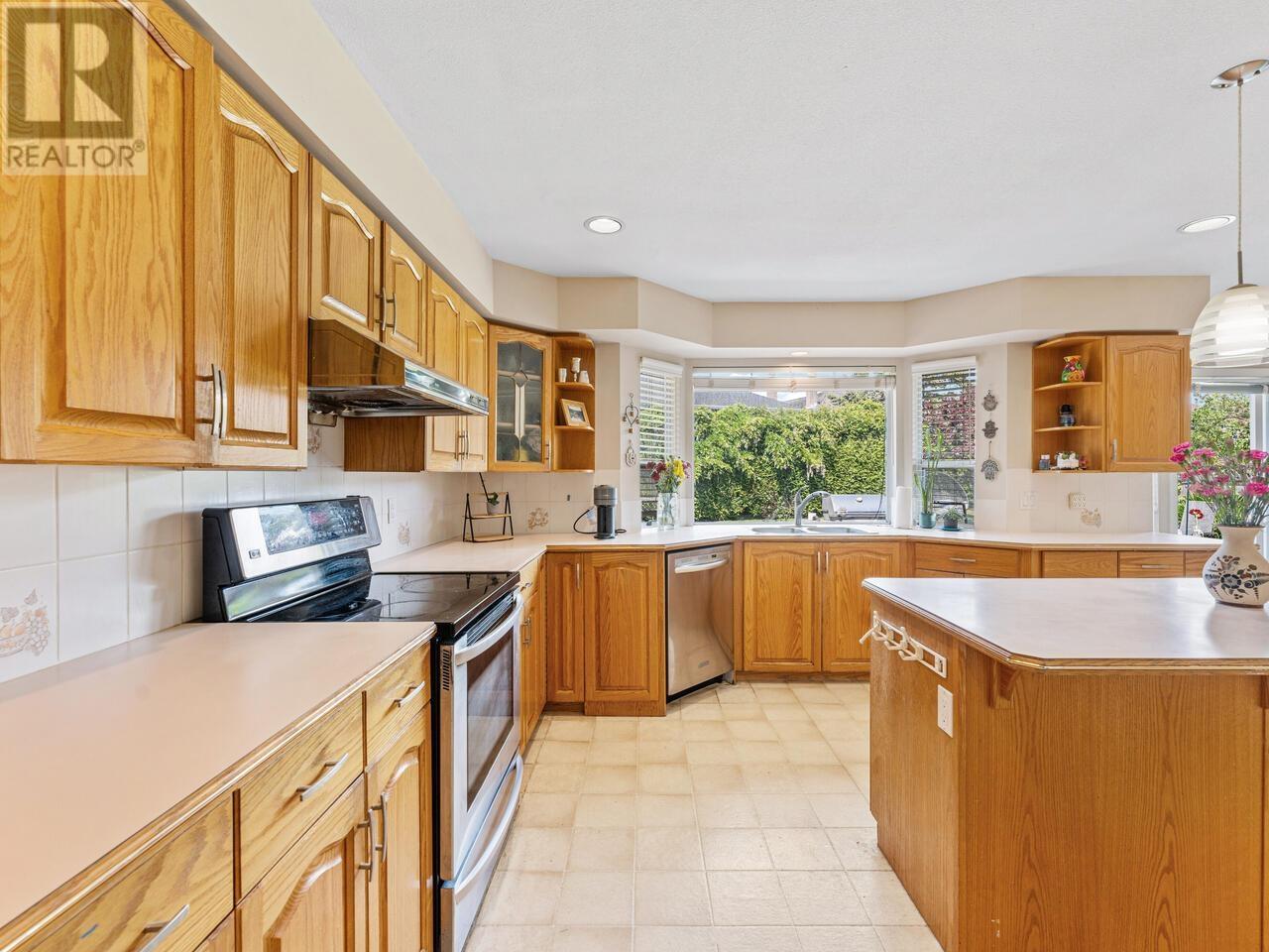 Photo 1 of 5171 Brunswick Drive, Richmond BC