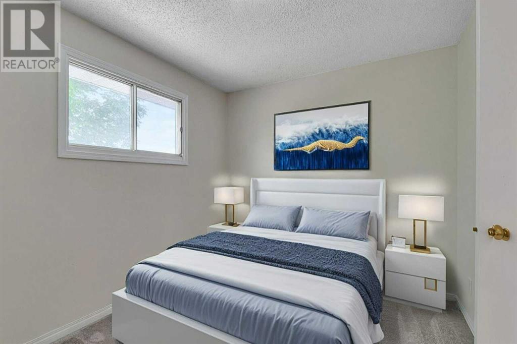Single Family House for Sale in  Sandstone Way NW Sandstone Valley Calgary 