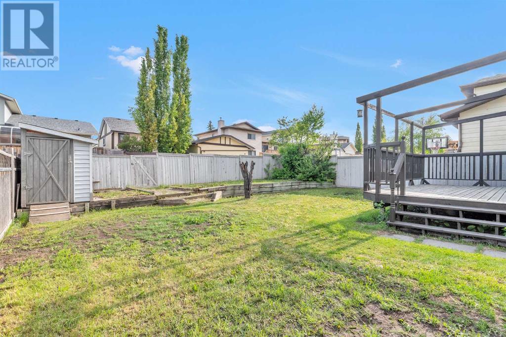 Single Family House for Sale in  Sandstone Way NW Sandstone Valley Calgary 