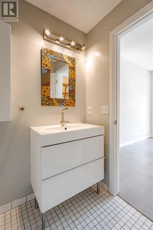 Single Family House for Sale in    Avenue NE Mayland Heights Calgary 