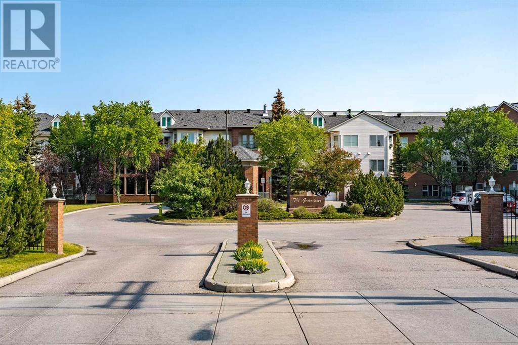 Single Family House for Sale in    Avenue NE Mayland Heights Calgary 