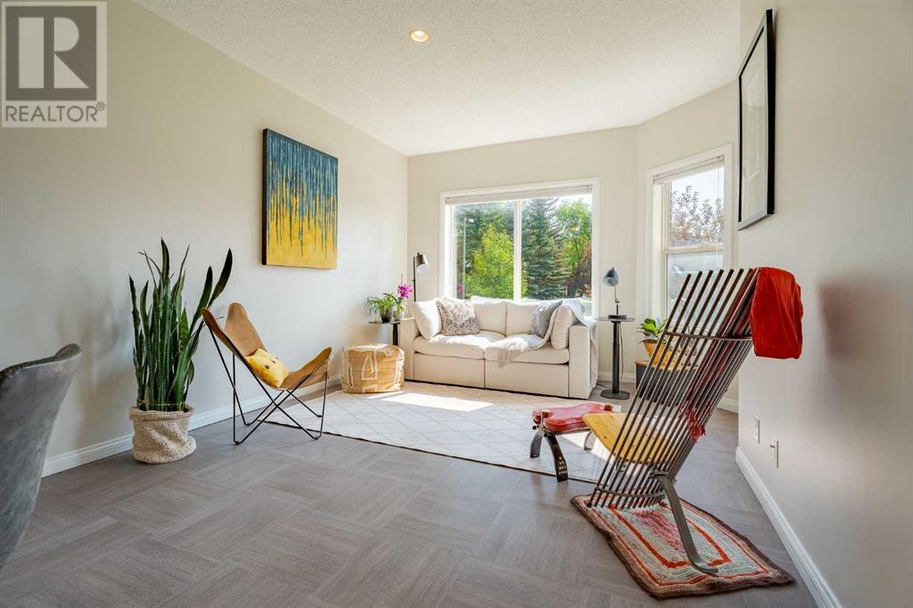 Single Family House for Sale in    Avenue NE Mayland Heights Calgary 